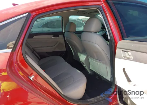 2018 Hyundai Sonata Sel z USA, uszkodzony, nr VIN 5NPE34AF5JH637235